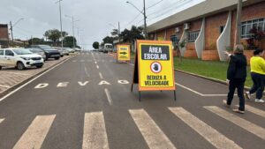 Ubiratã implanta projeto para aumentar segurança viária em frente a escolas
