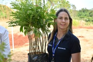 Ação de plantio contribui com a recuperação da mata ciliar e a proteção ambiental