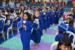 Formatura do Infantil 5: Ubiratã celebra conclusão de etapa de 371 alunos